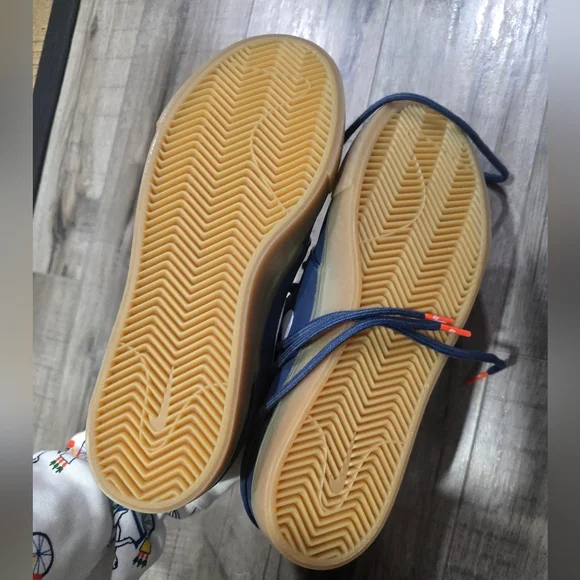 Nike SB Zoom Janoski OG+ Navy Gum Sneakers 6.5 Men 8.5 Woman - Picture 5 of 6